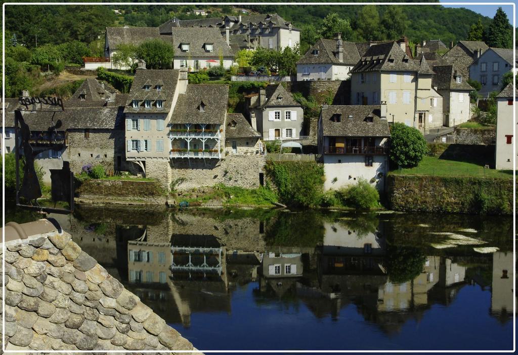 Gite De La Genevriere Saint-Chamant Εξωτερικό φωτογραφία