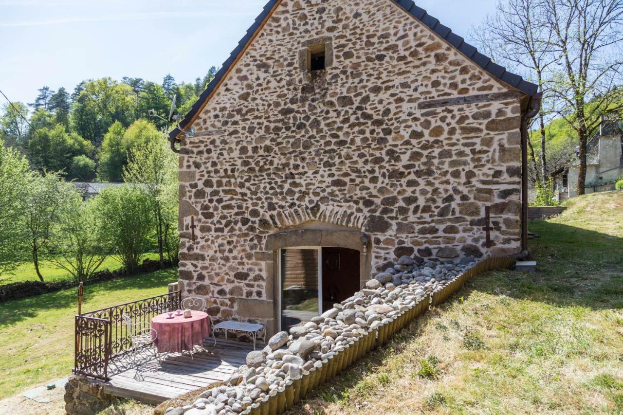 Gite De La Genevriere Saint-Chamant Εξωτερικό φωτογραφία
